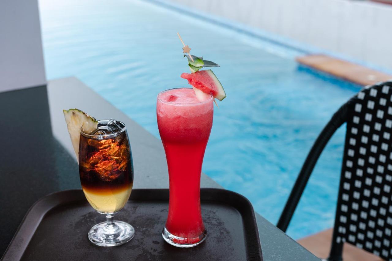 Sirin Exclusive Hotel&Residence Pattaya Esterno foto