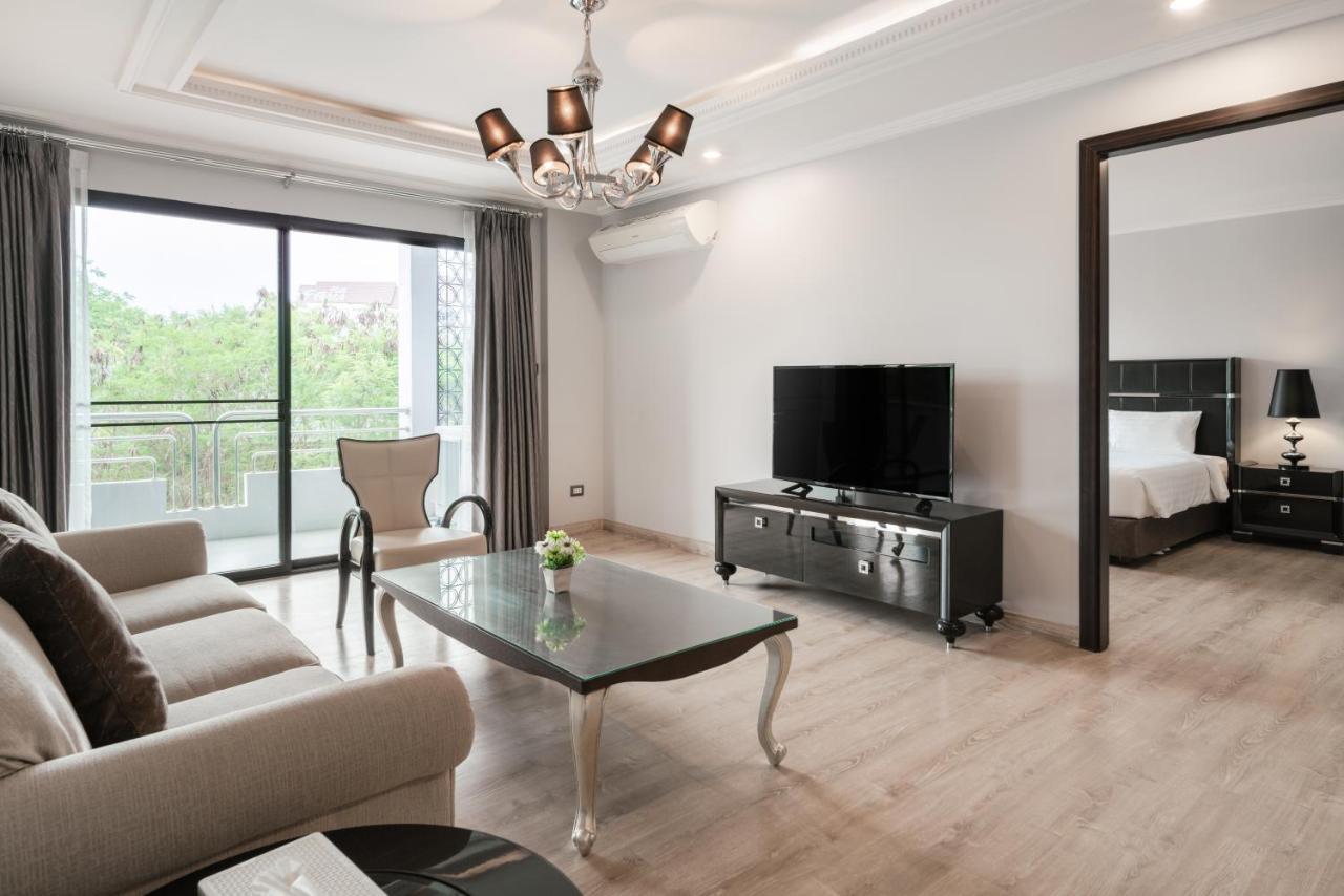 Sirin Exclusive Hotel&Residence Pattaya Esterno foto