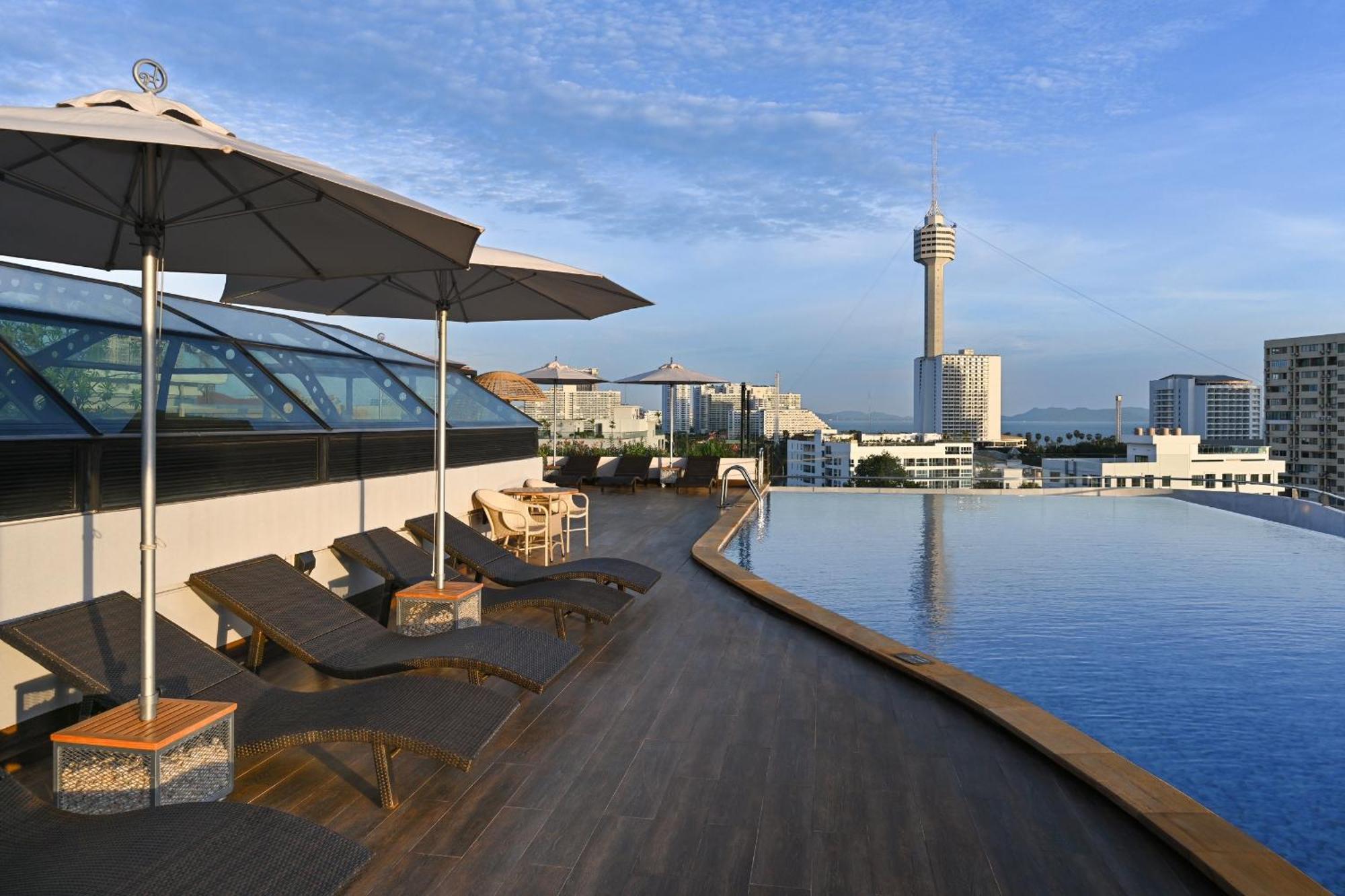 Sirin Exclusive Hotel&Residence Pattaya Esterno foto